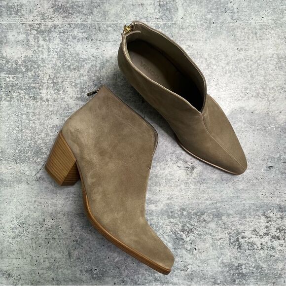 Vince Havana Light Tan Notched Suede Booties 8 - Picture 1 of 8